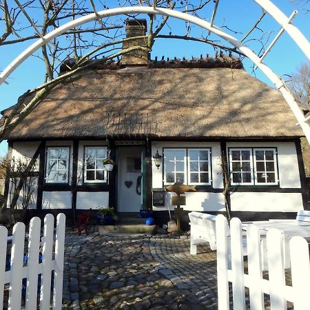Ferienhaus Rikate Капелн Екстериор снимка