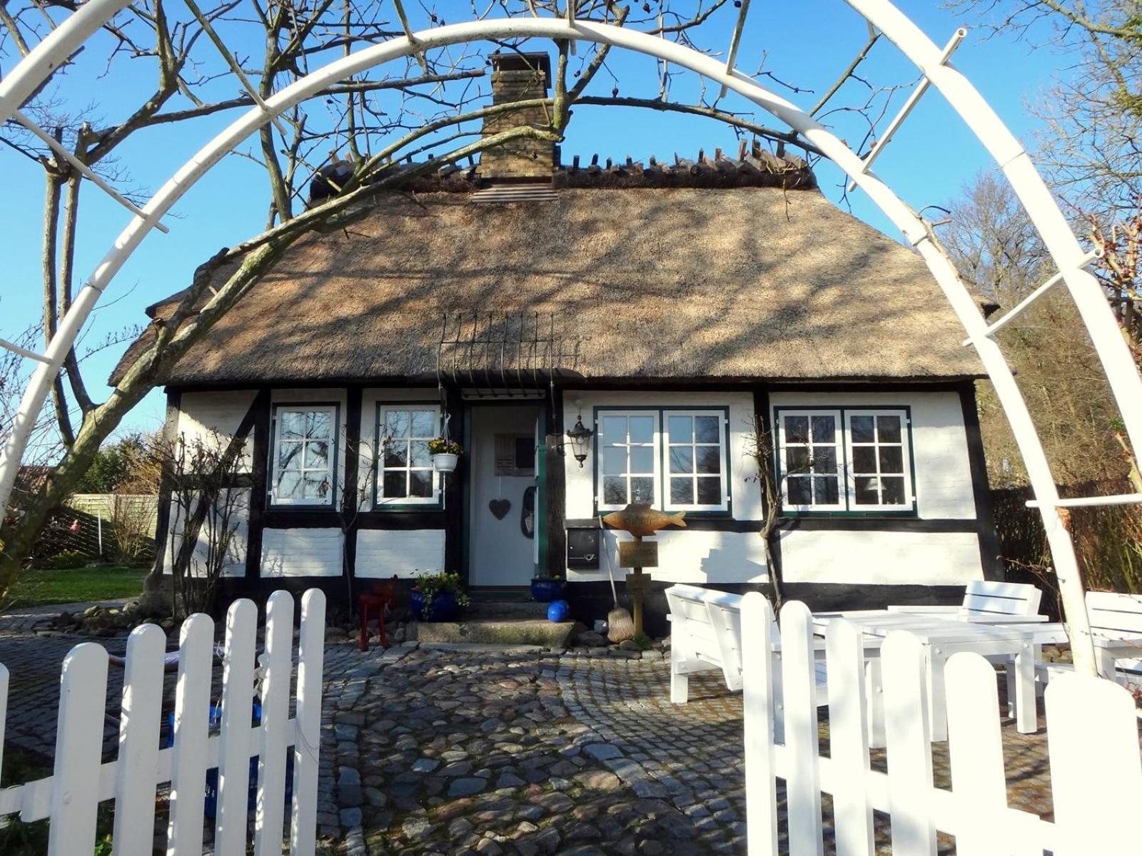 Ferienhaus Rikate Капелн Екстериор снимка